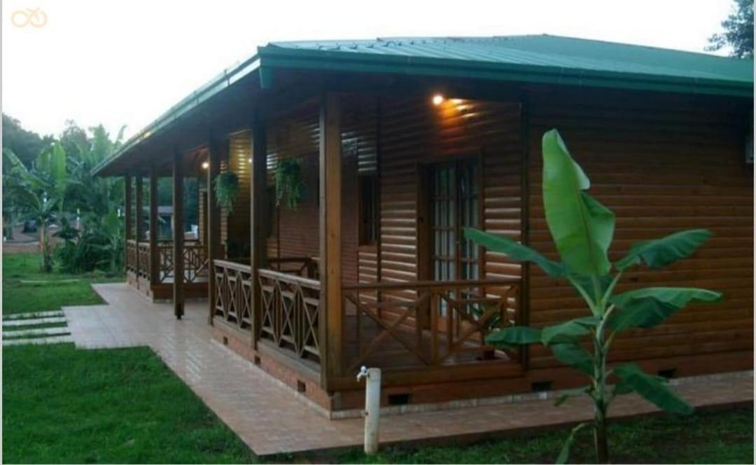 Cabanas Paseo Del Yacaratia Puerto Iguazú Exterior foto