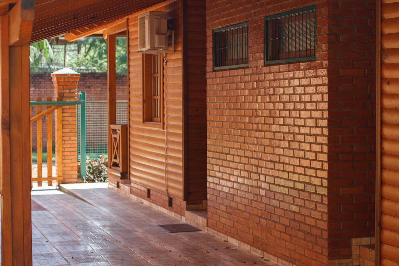 Cabanas Paseo Del Yacaratia Puerto Iguazú Exterior foto